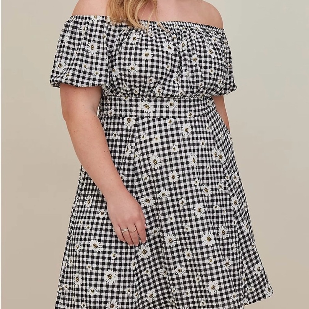 Torrid Strapless Off the Shoulder Black and White Floral Dress